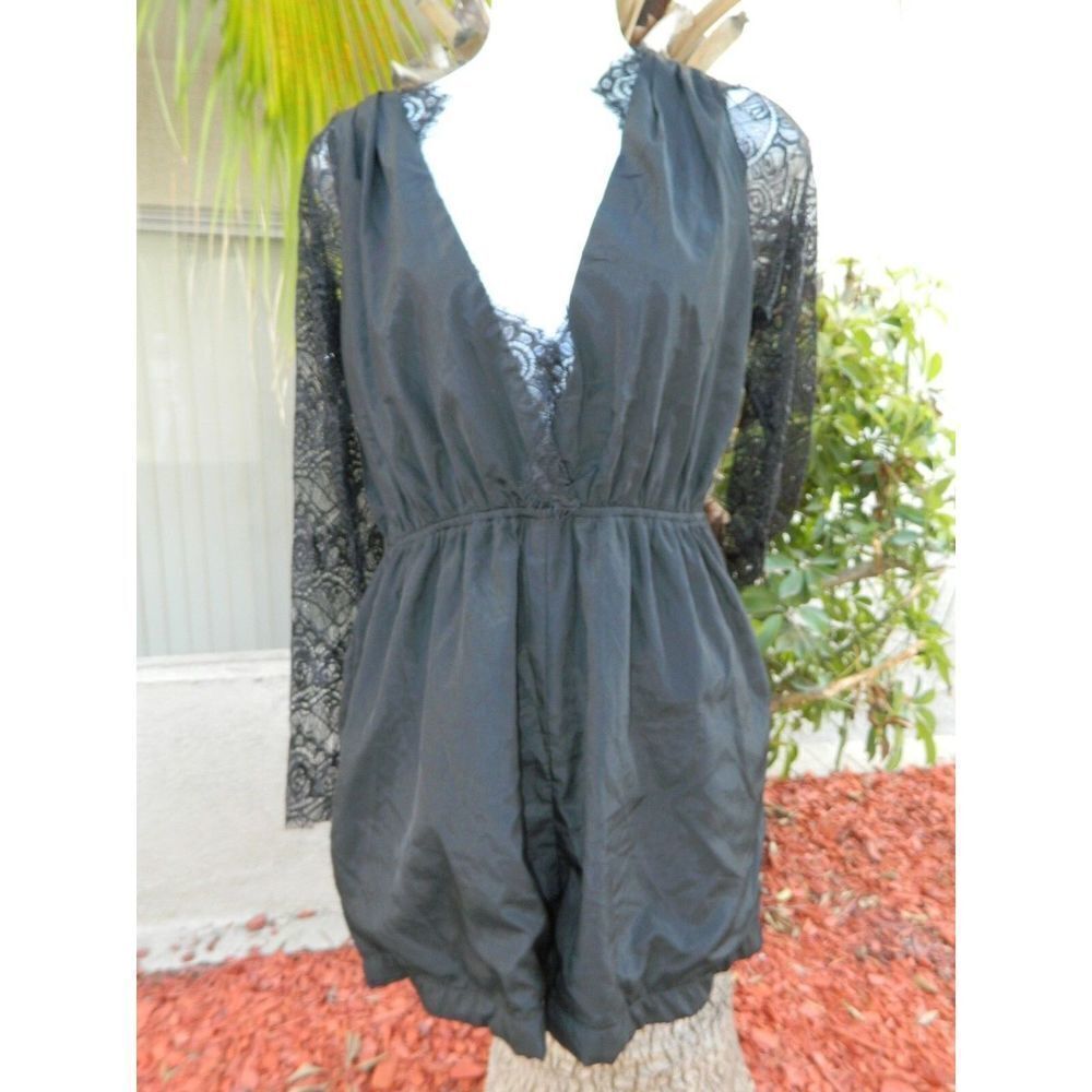 Reverse Romper Black LaceโDeep V-Neckโ Lace Festival Boho Chic Sexy SizeโLarge